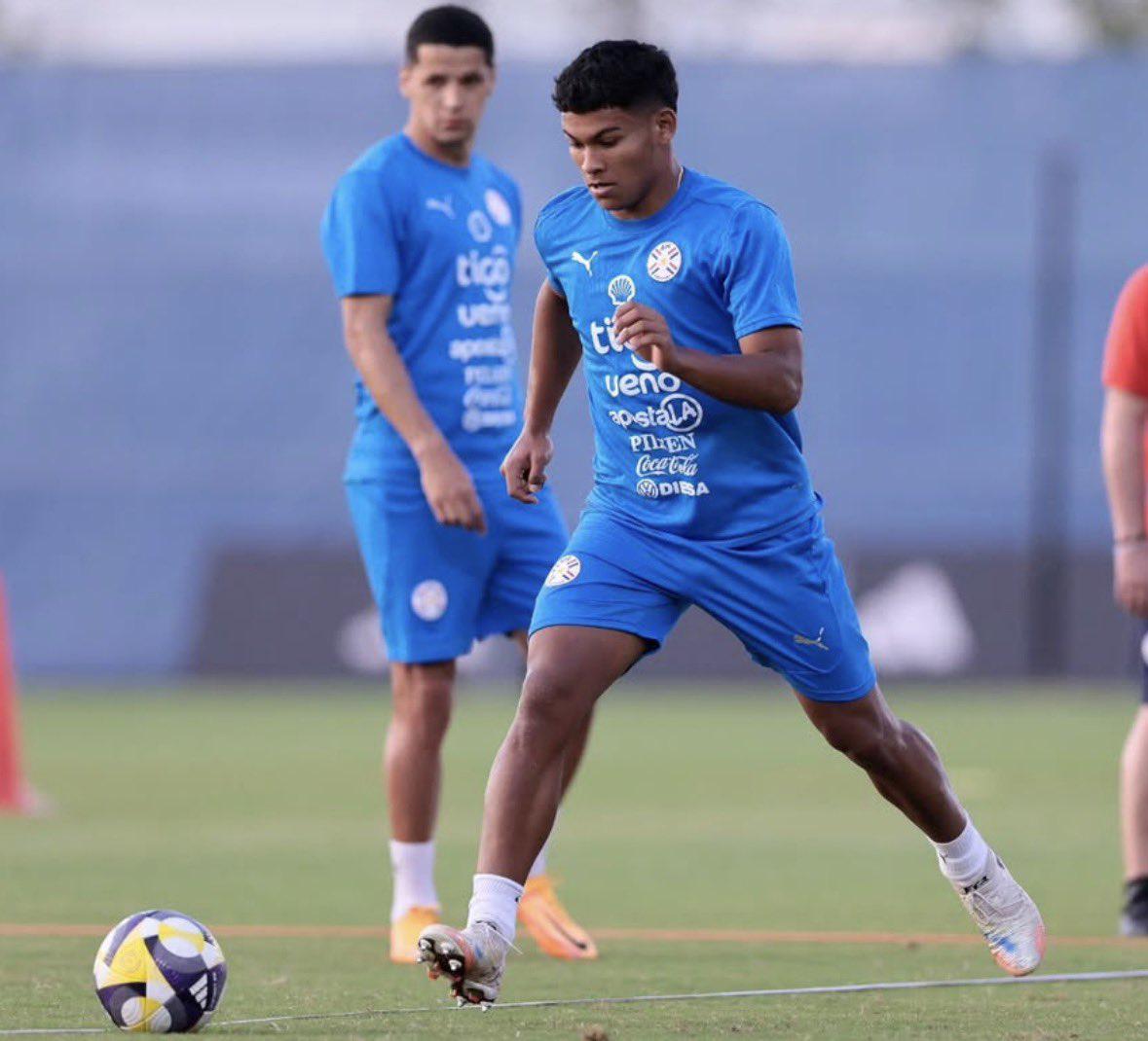 ue, 和德甲的拜, 小梅西