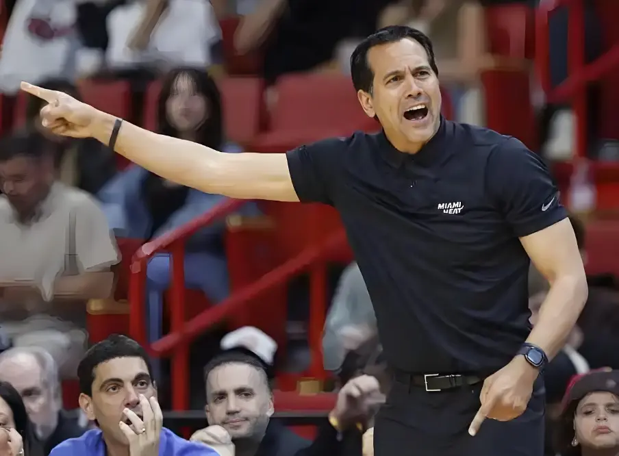 二连冠！梦之队！从分析员走到名帅！